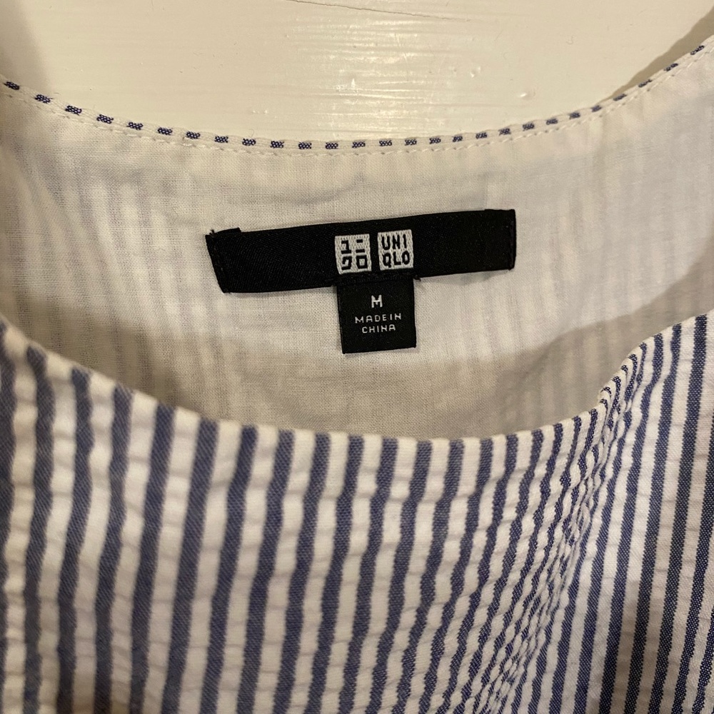 Uniqlo seersucker sleeveless knee length dress - Picture 2 of 5